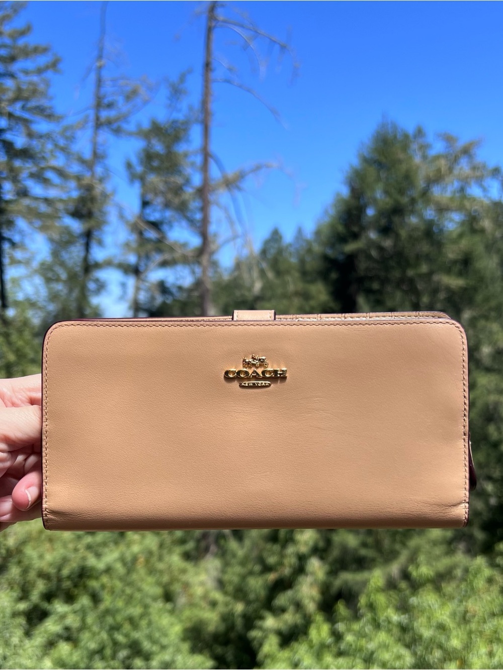 COACH Tan Leather Slim Wallet Credit Card Holder  with Gold Hardware AUTHENTIC